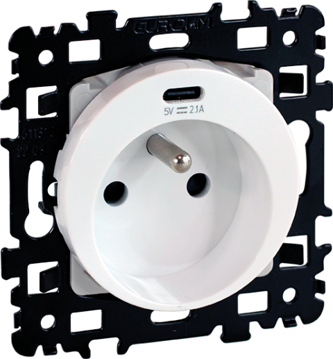 PRISE COMBINEE 2P+T + USB C  SQUARE  EUROHM