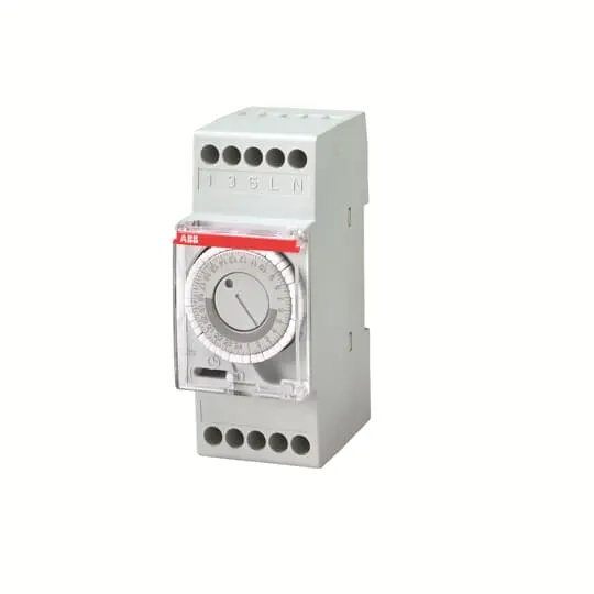 HORLOGE JOURNALIERE 3 MODULES ABB
